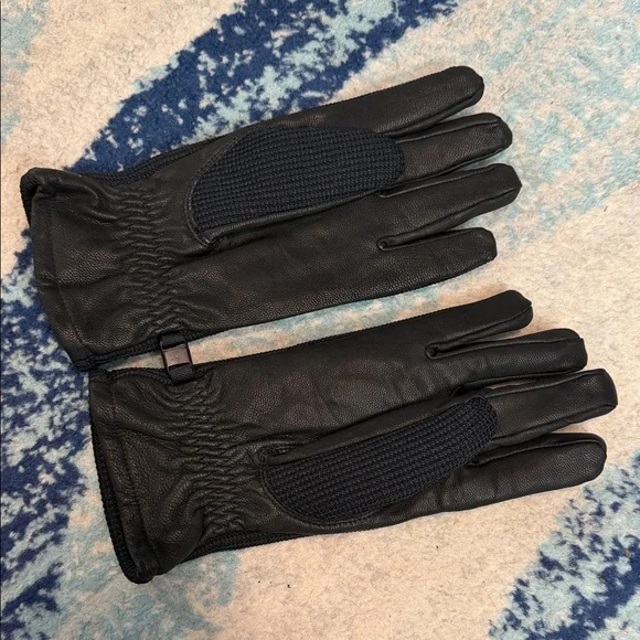 Spyder Black Knit Women's Gloves - Picture 2 of 3